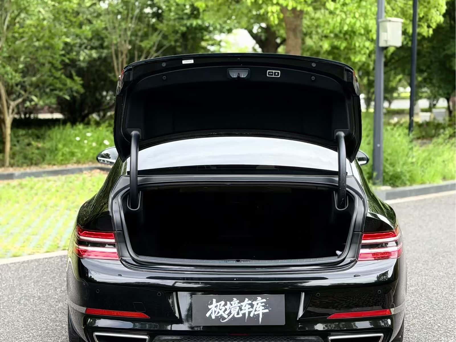 Genesis G80, 2022 23
