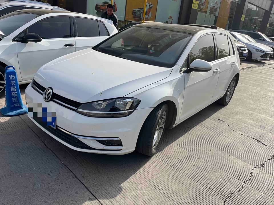 Volkswagen golf