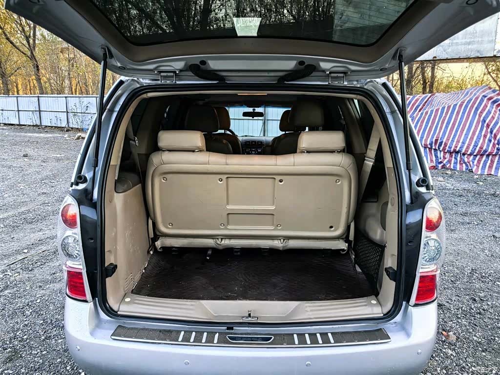 Buick GL8, 2013 7