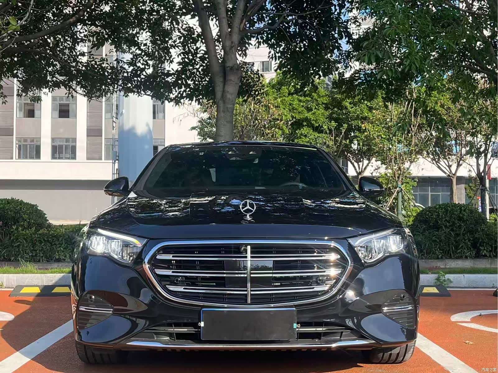 Mercedes-Benz E-Class, 2026 2