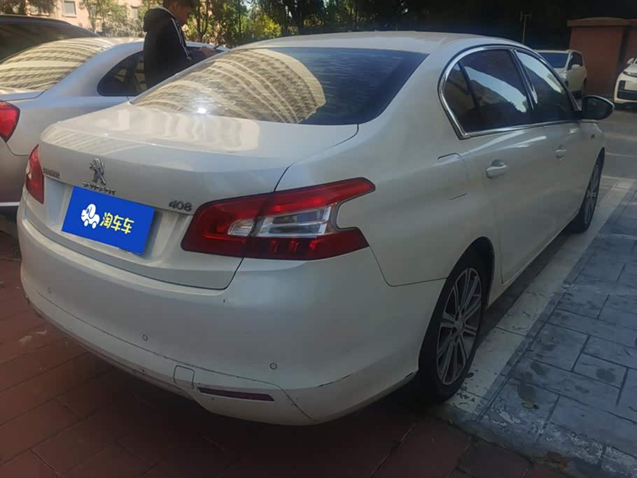 Peugeot 408