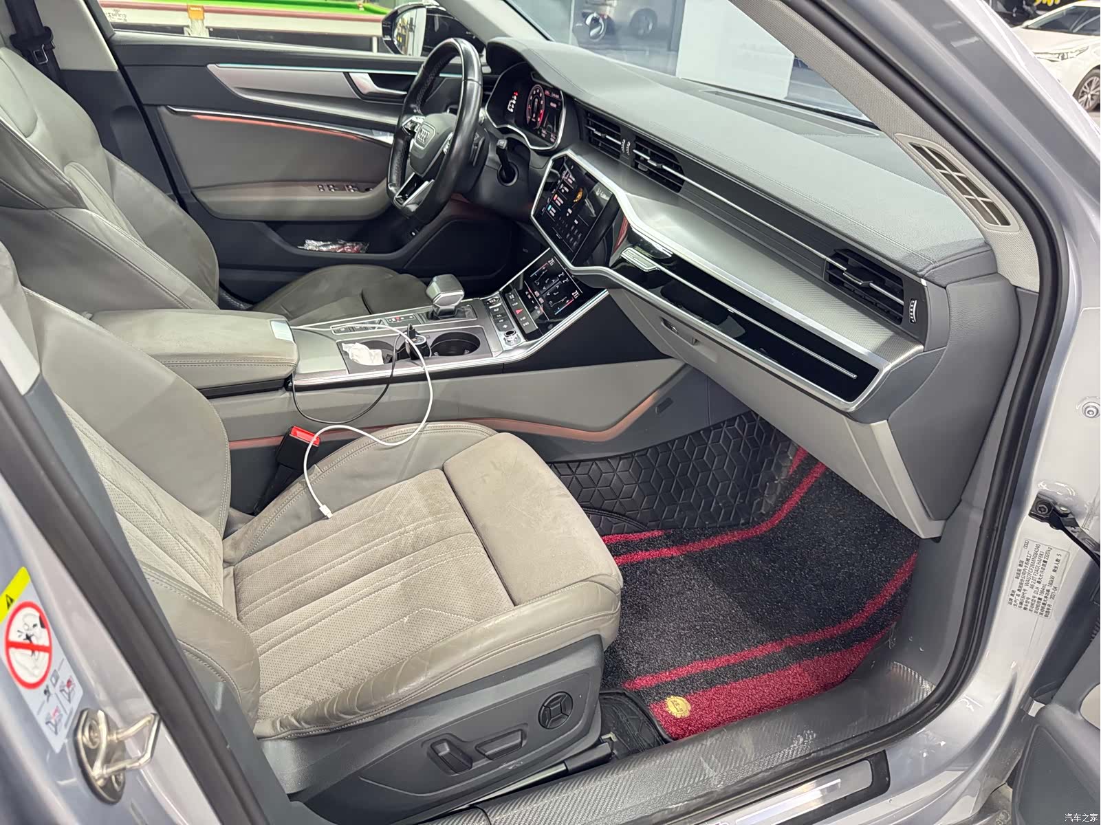 Audi A6, 2022 14