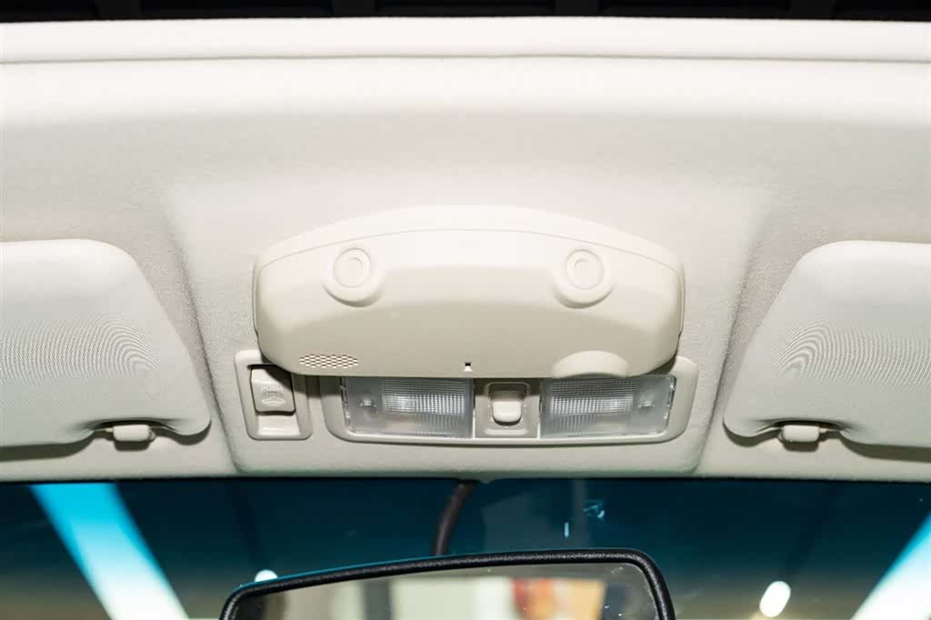 Mitsubishi Pajero, 2026 14