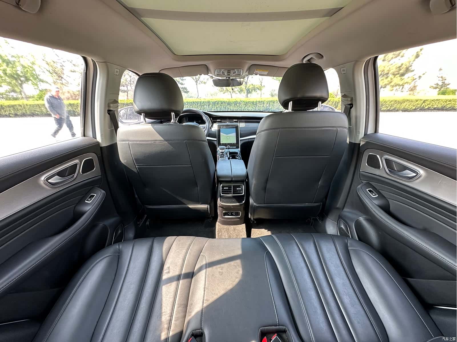 Roewe RX5, 2020 7