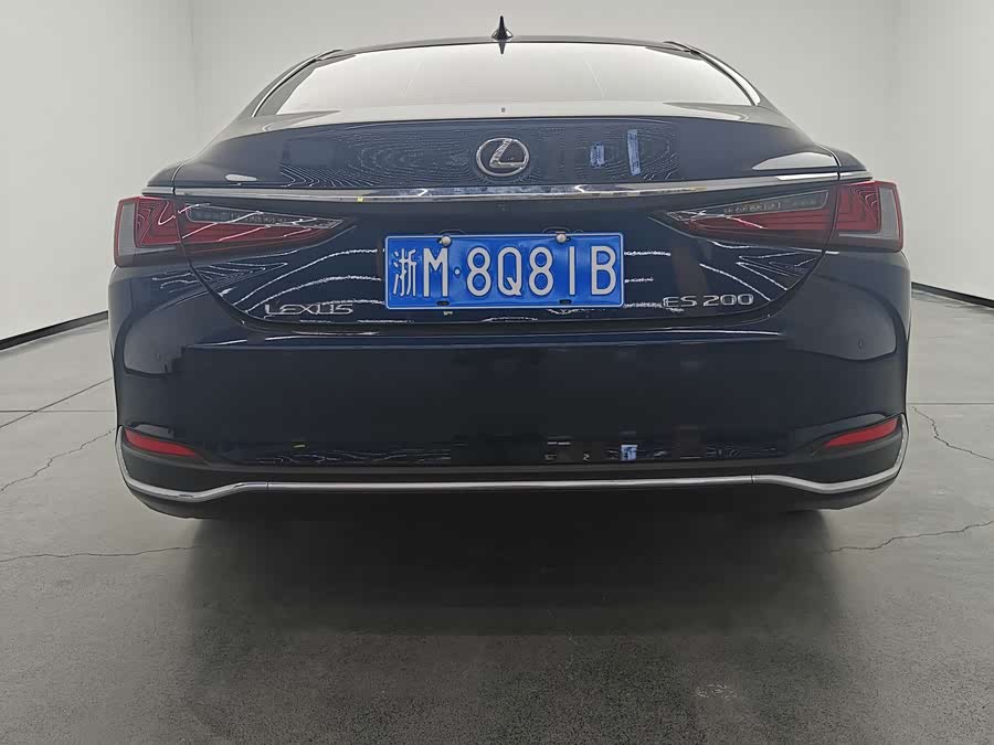 Lexus ES 2023, фото 18