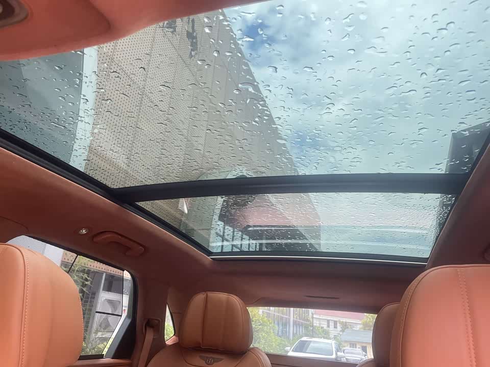 Bentley Tim Yue Bentley Tim Yue