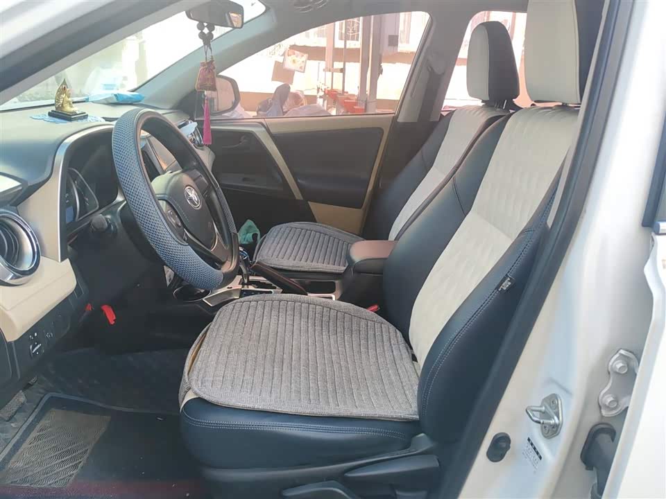 Toyota RAV4 Rongfang