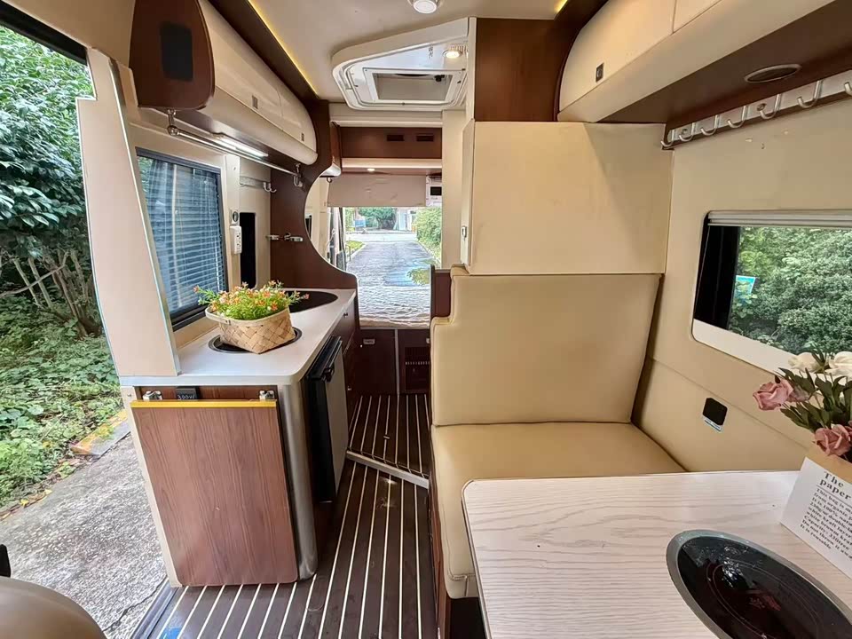 MAXUS SAIC MAXUS V80 RV