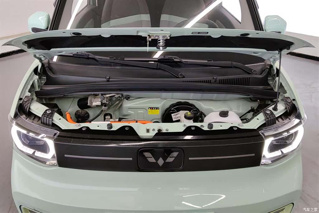 Wuling MINIEV, 2022 10
