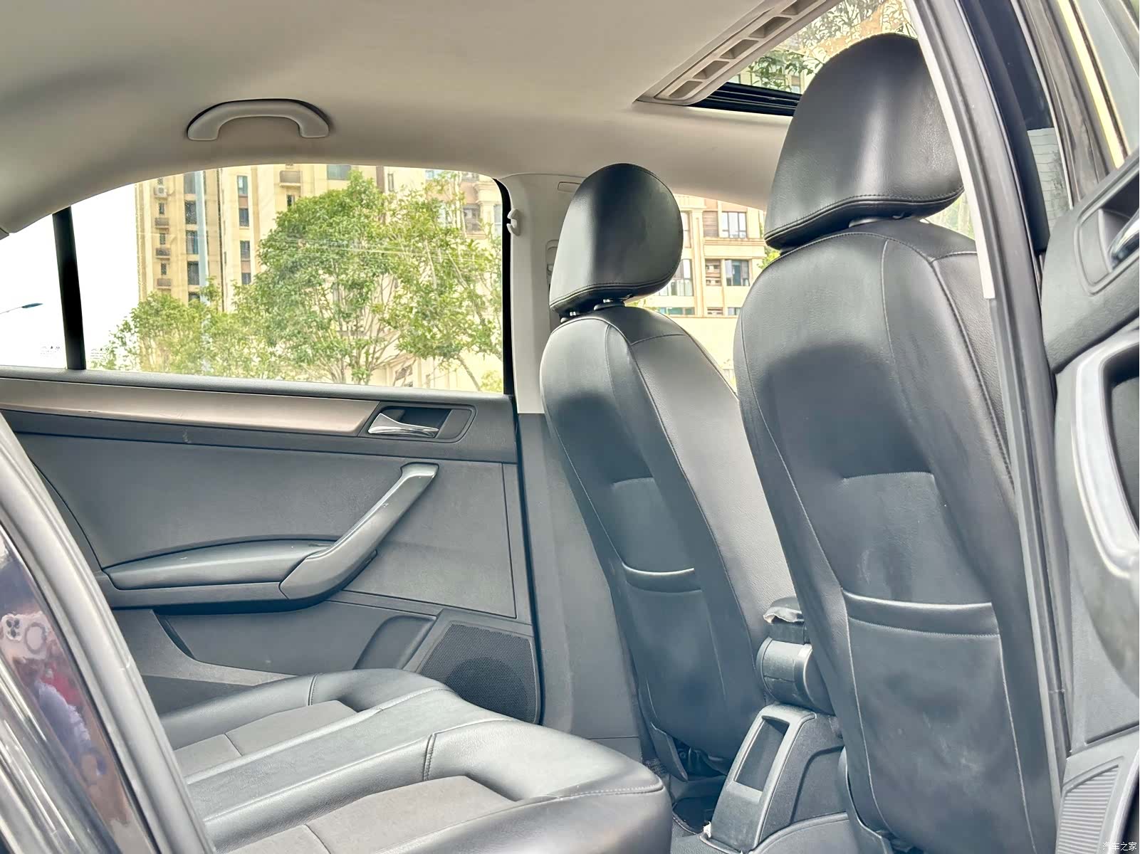 Volkswagen Santana, 2015 29