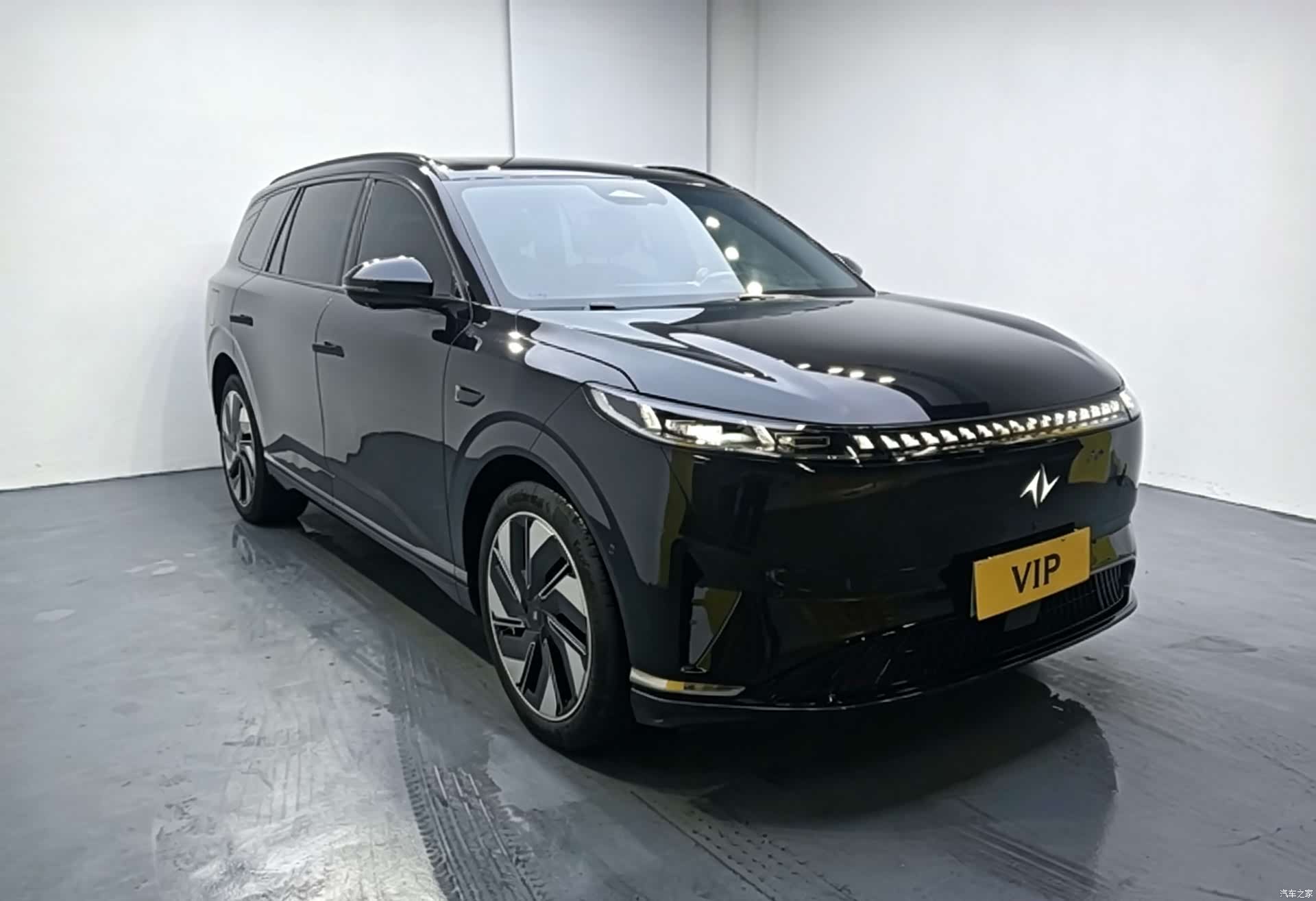 DongFeng eπ008, 2025 3
