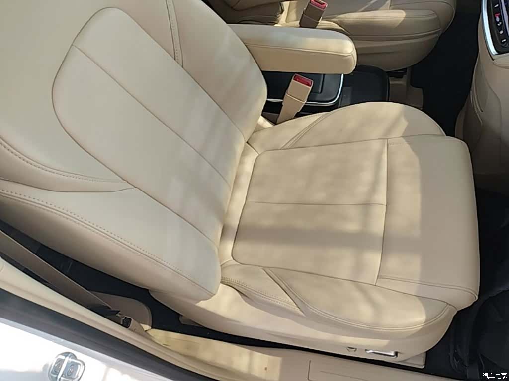 Buick GL8, 2023 25