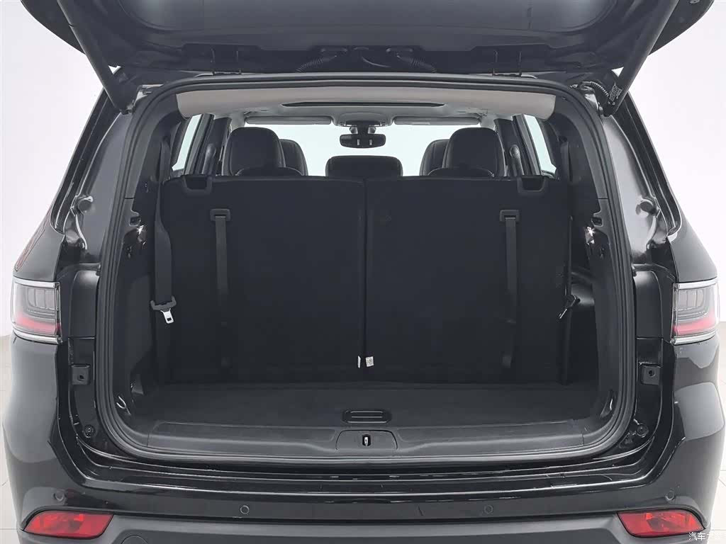 Jeep Grand Commander, 2019 16