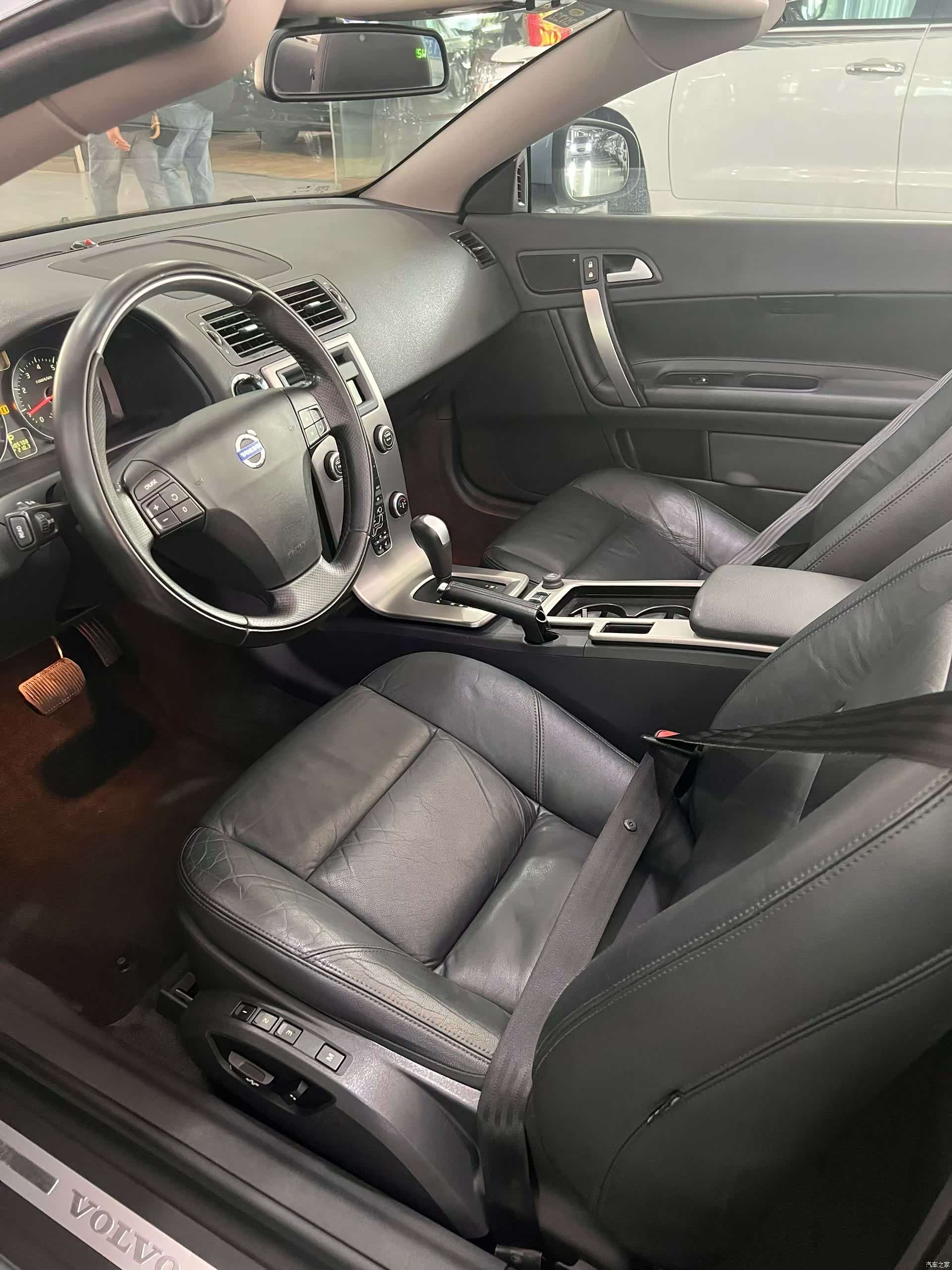 Volvo C70, 2009 7