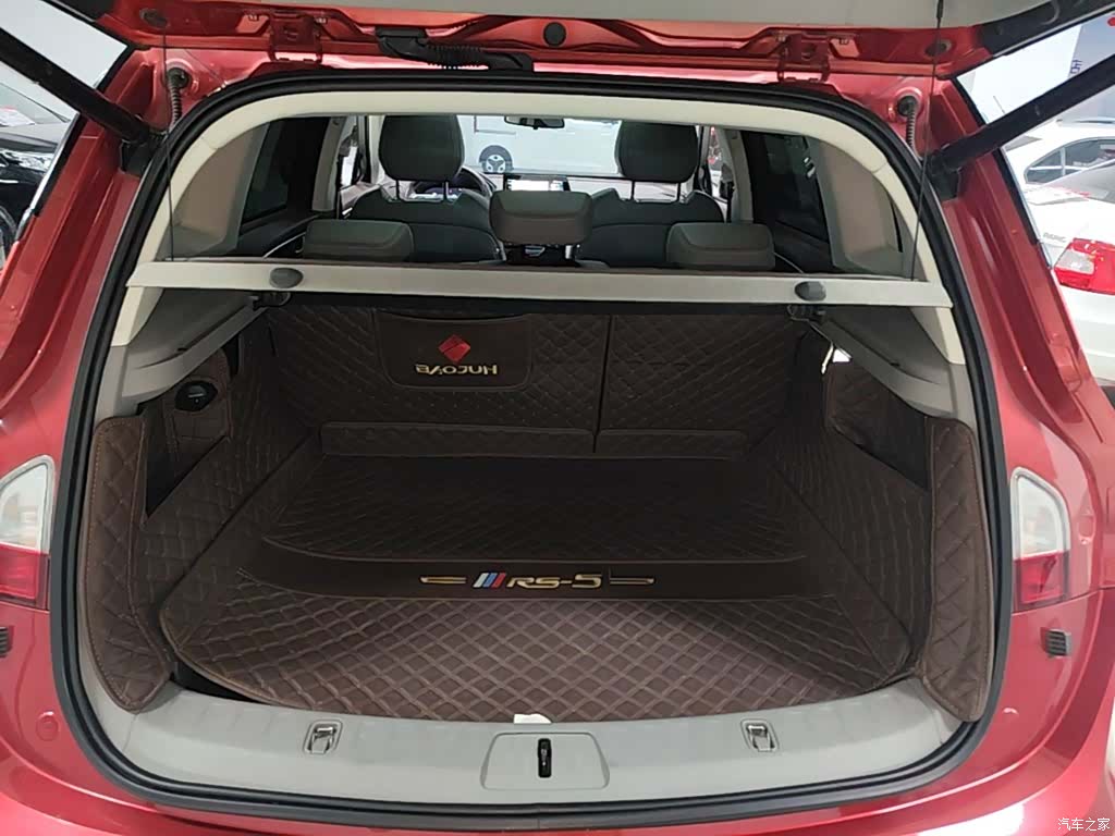 Wuling RS-5, 2019 19