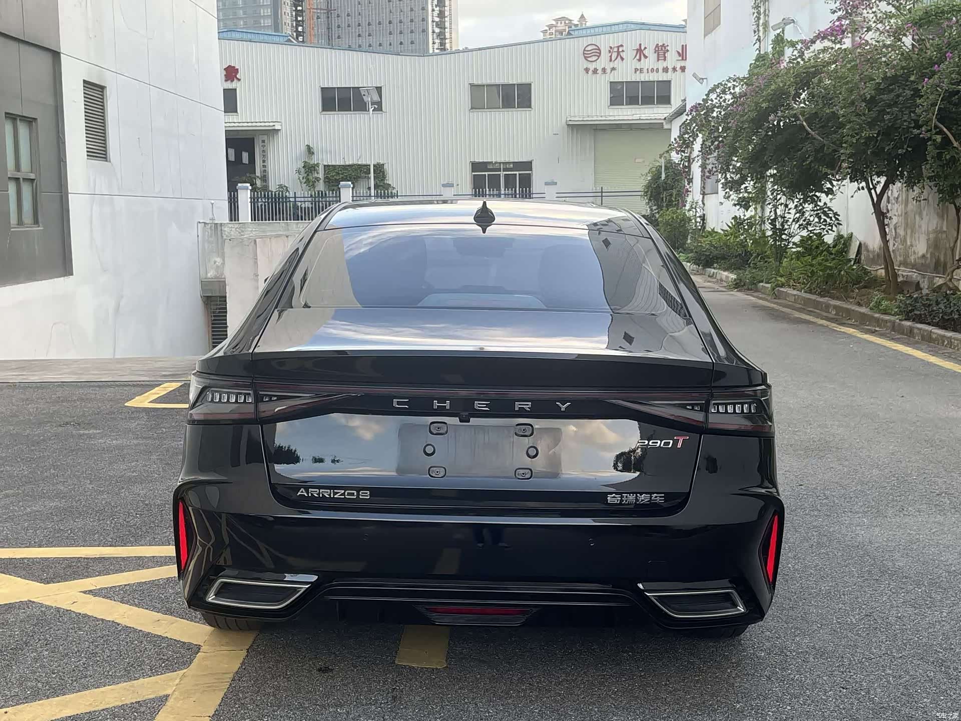 Chery Arrizo 8, 2022 все фото