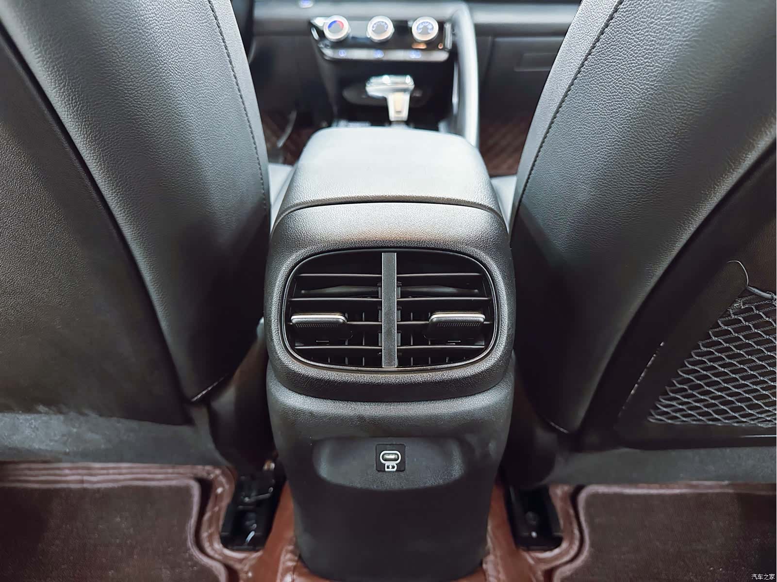 Hyundai Elantra, 2024 15