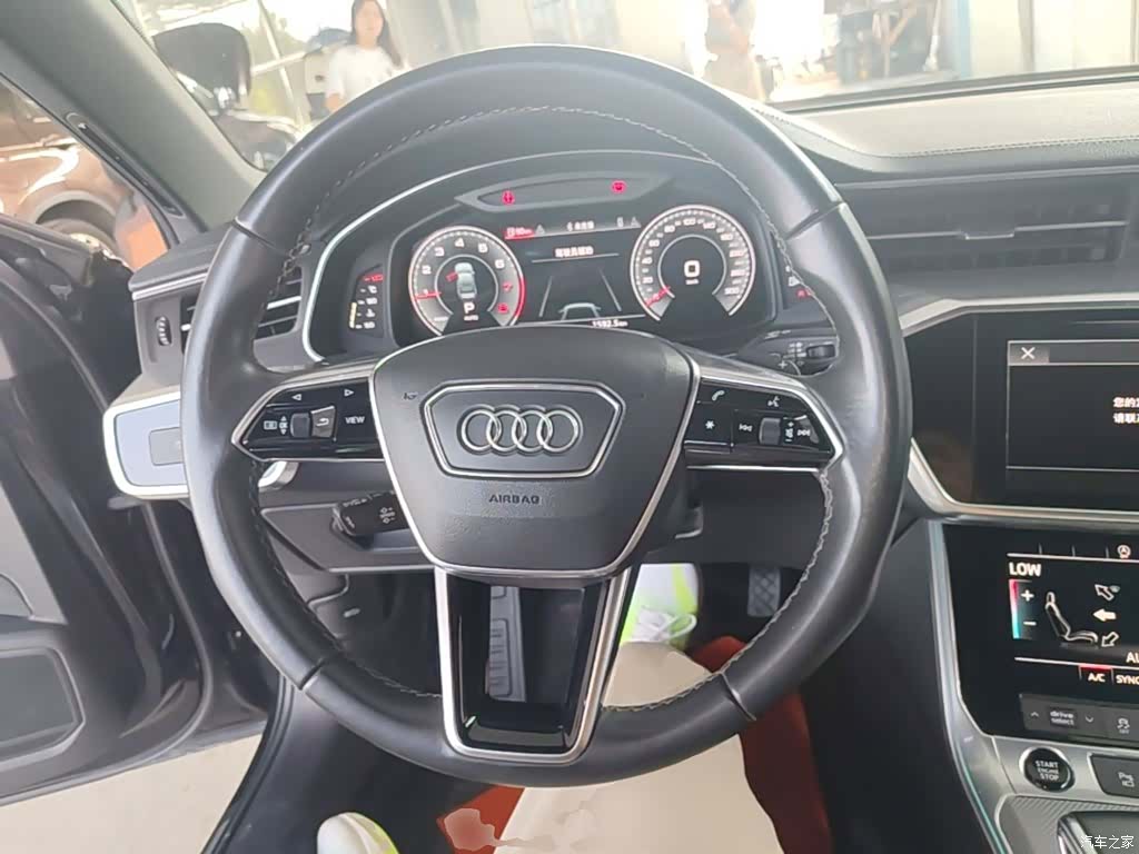 Audi A6L, 2022 11