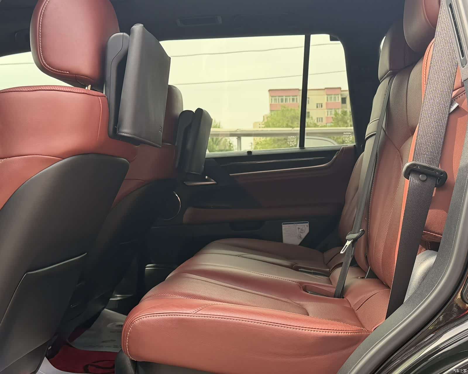 Lexus LX, 2020 11