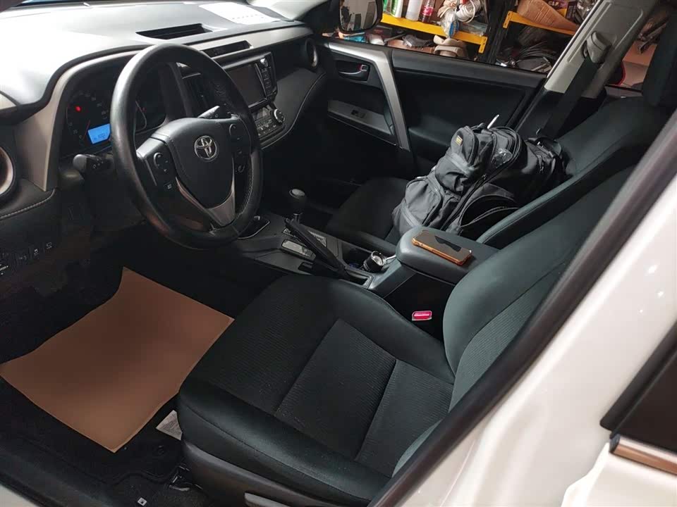 Toyota RAV4 Rongfang