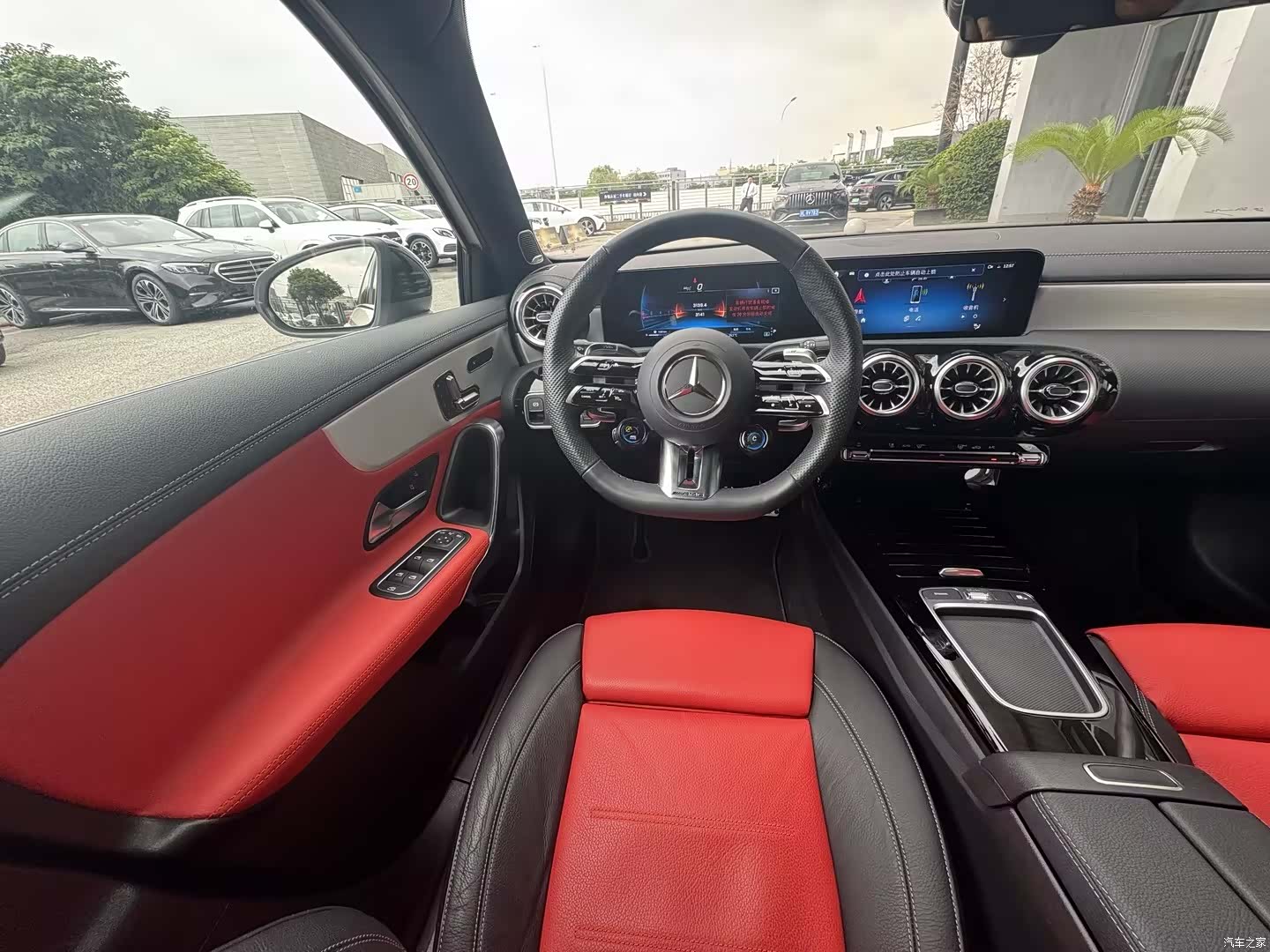 Mercedes-Benz A-Class, 2025 18