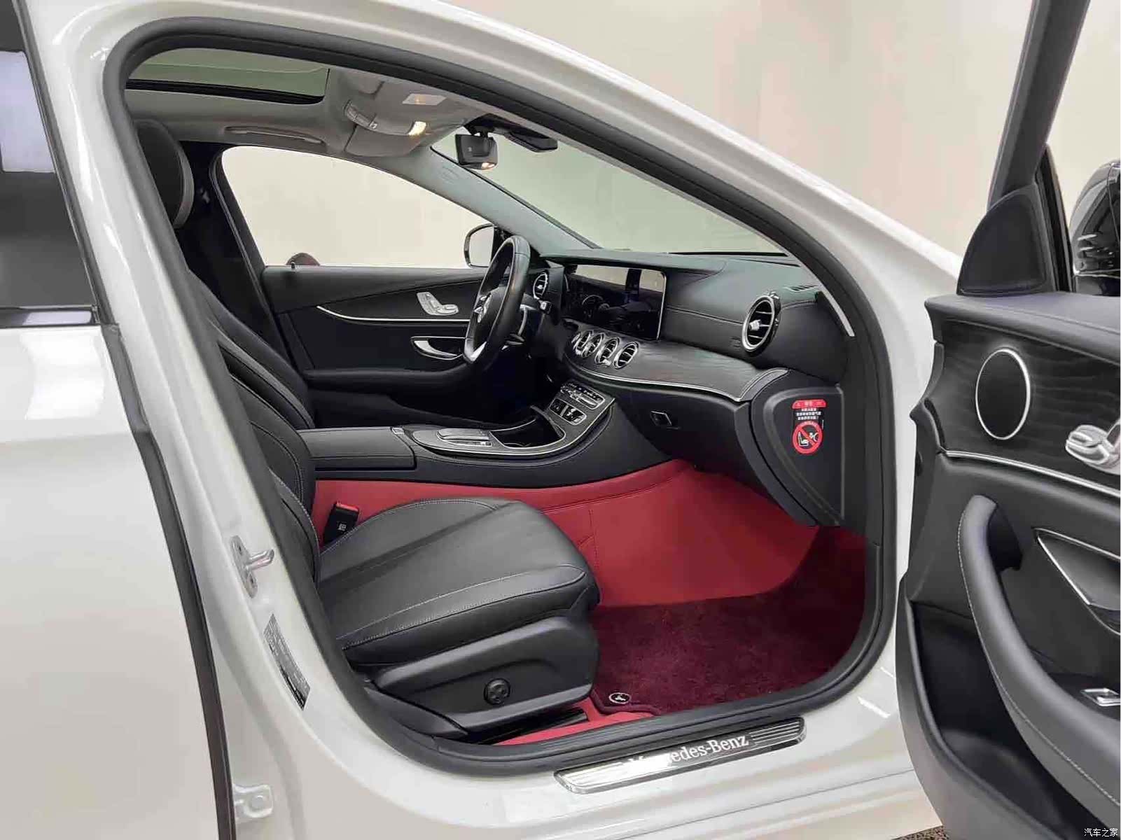 Mercedes-Benz E-Class, 2024 24