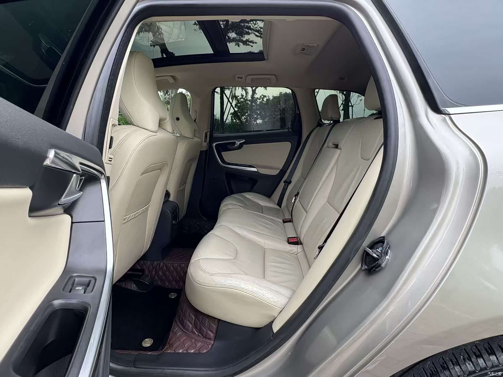 Volvo XC60, 2014 12
