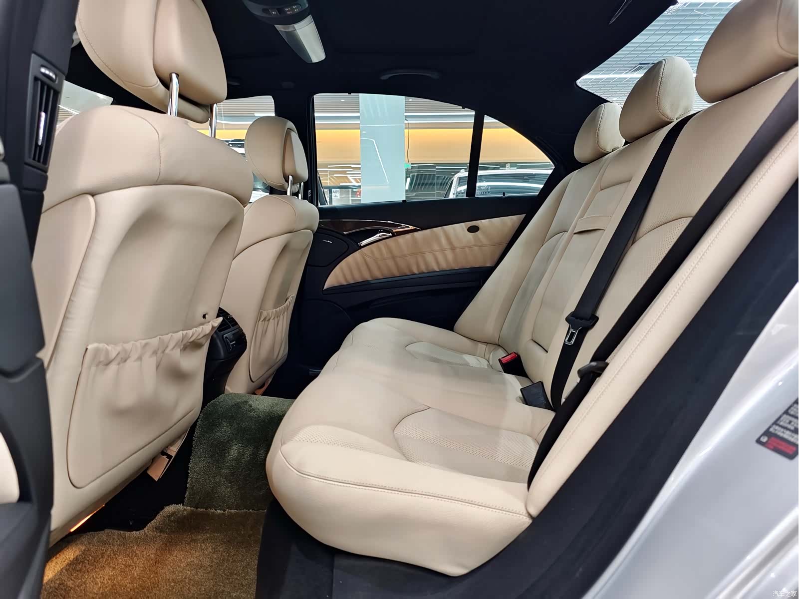 Mercedes-Benz E-Class, 2009 11