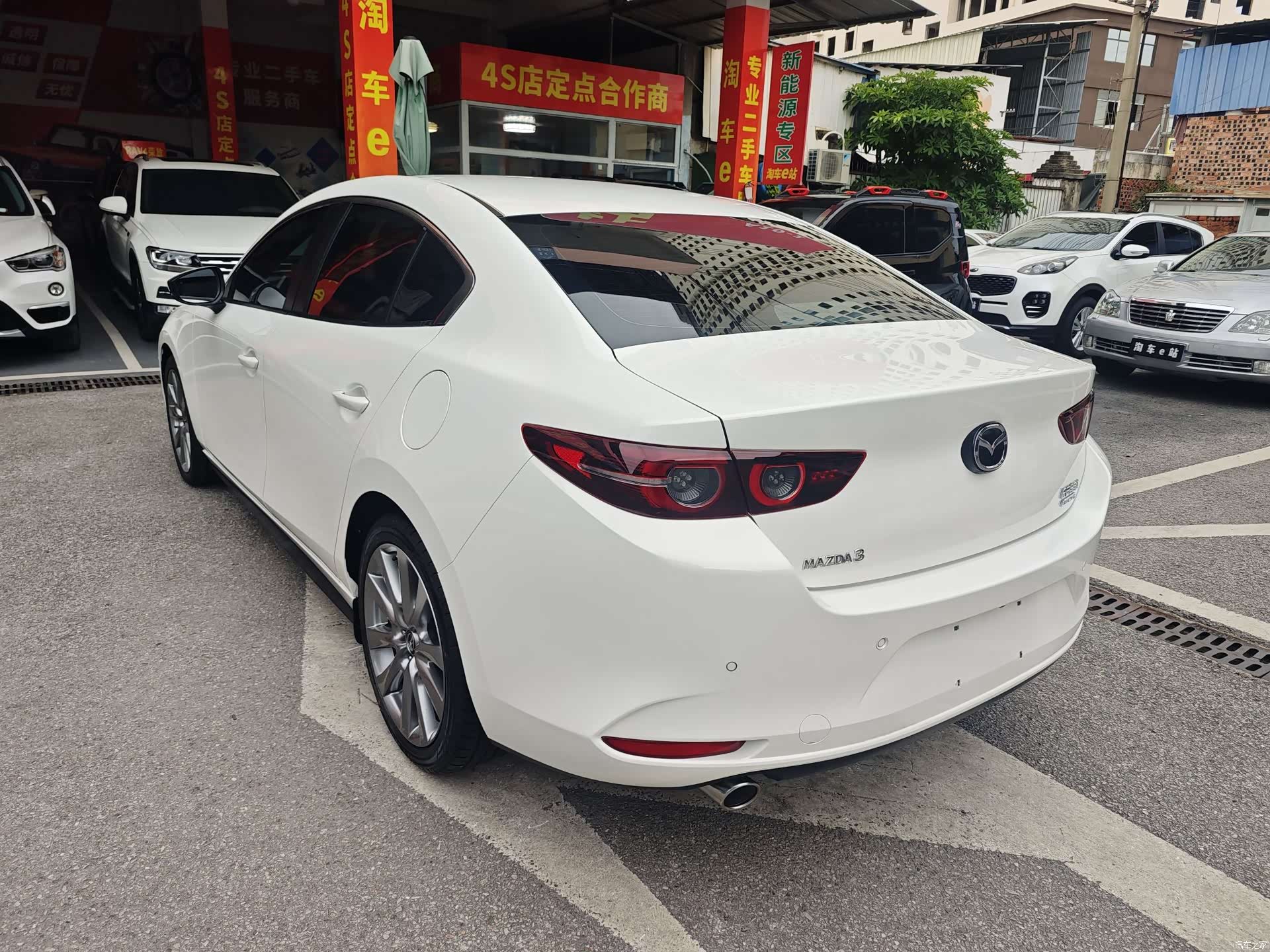 Mazda Mazda3, 2023 7