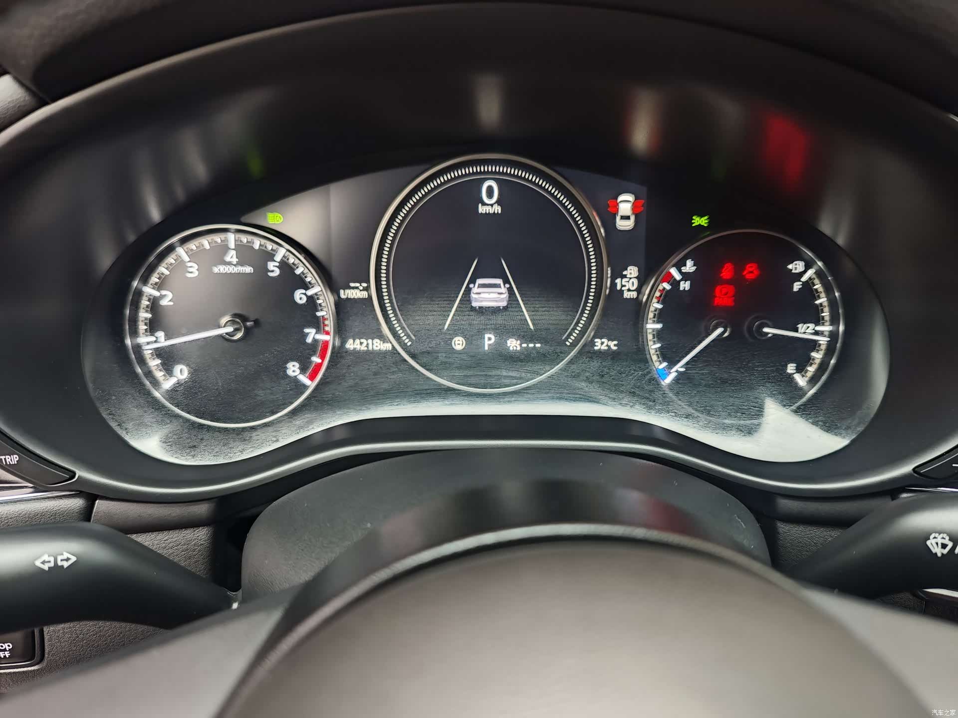 Mazda Mazda3, 2023 17
