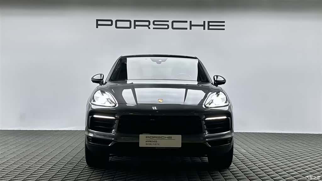 Porsche Cayenne, 2022 2