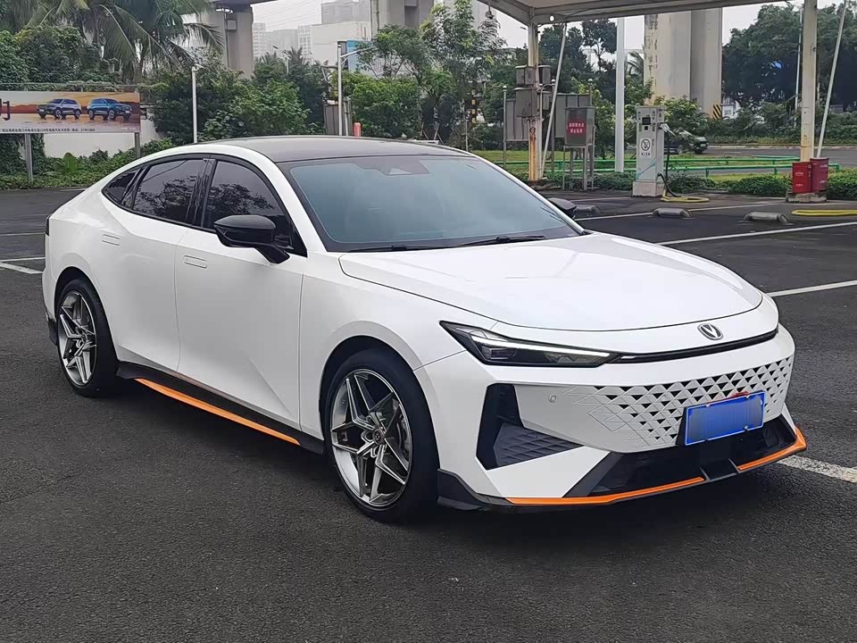 Changan UNI-V