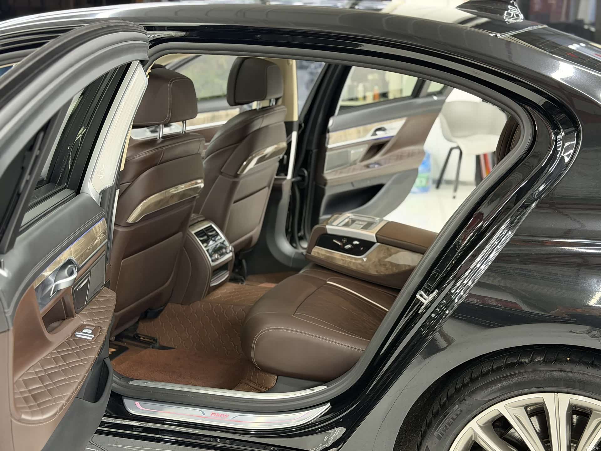 BMW 7 Series, 2020 12