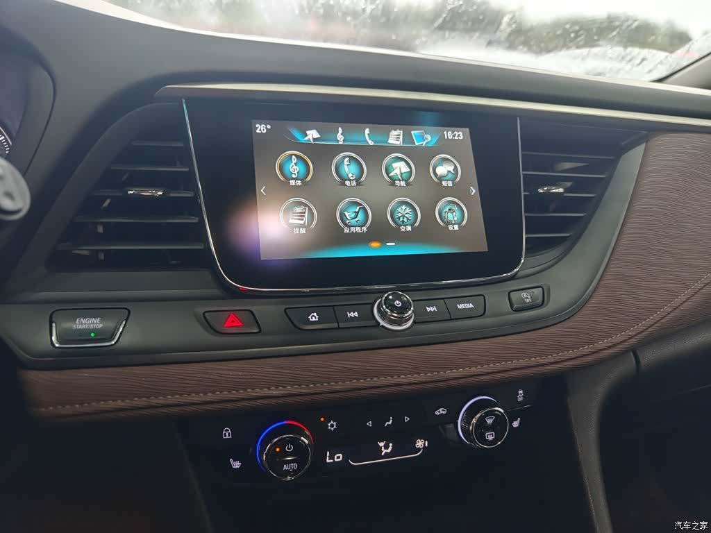 Buick GL6, 2018 13