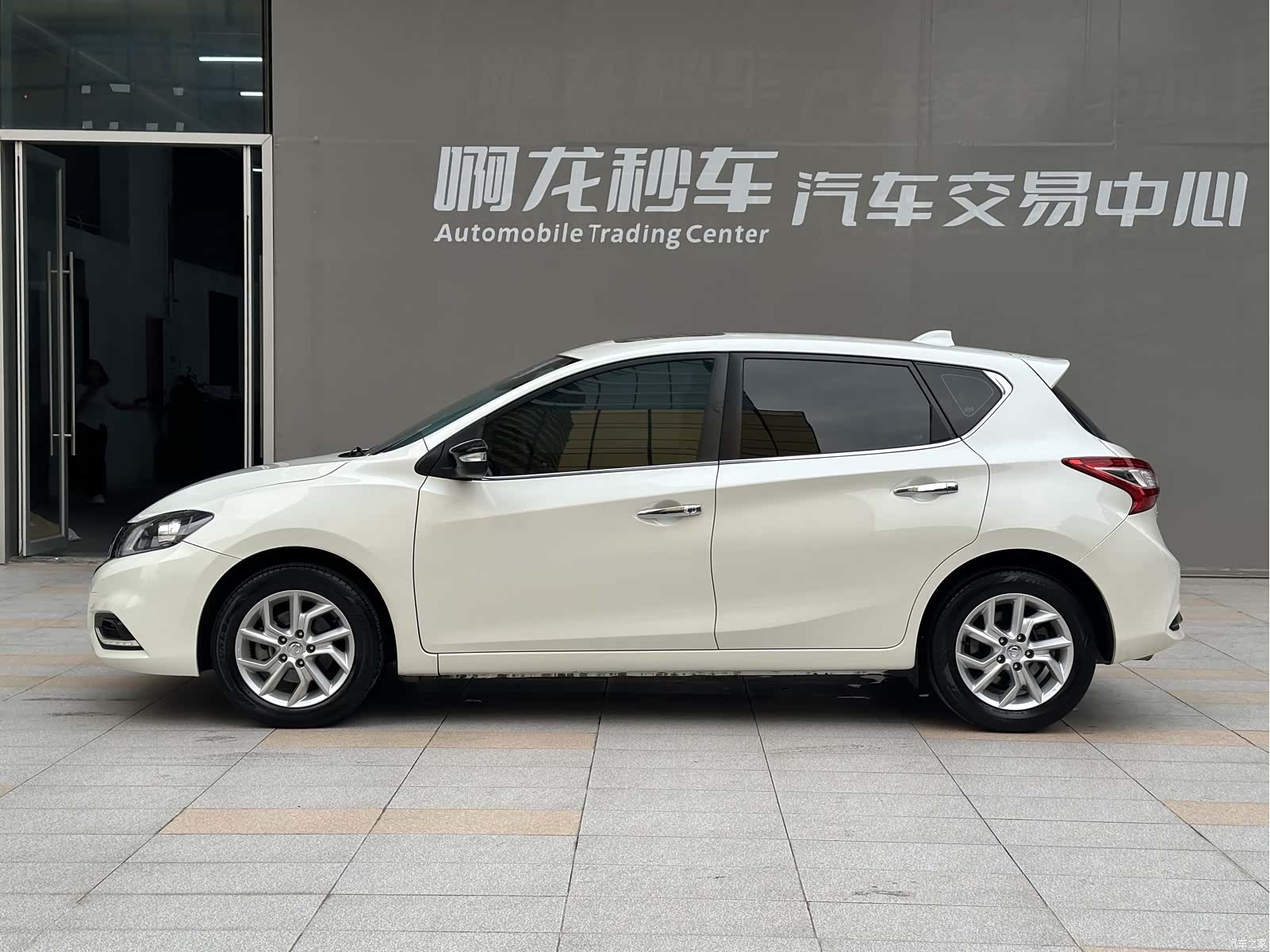 Nissan Tiida, 2021 23