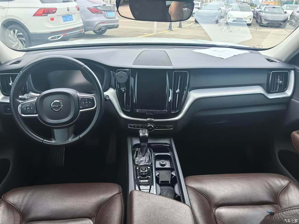 Volvo XC60, 2019 10
