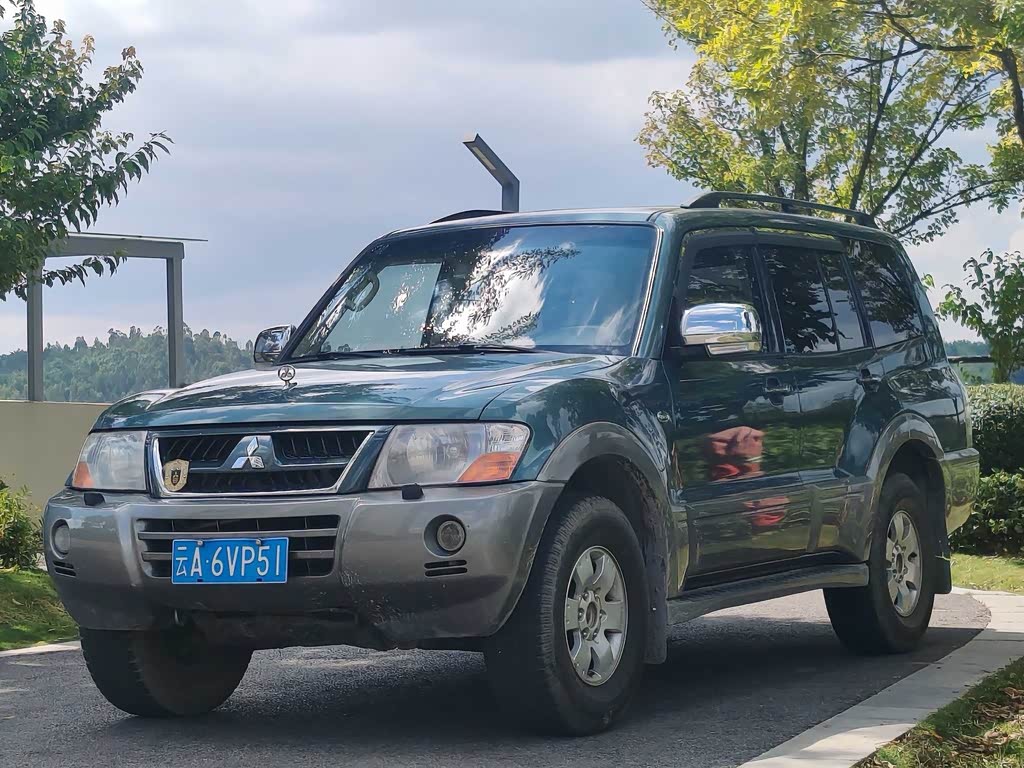 Mitsubishi 2011 V73 3.0L AT GLS