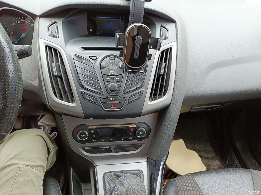 Ford Focus, 2014 6