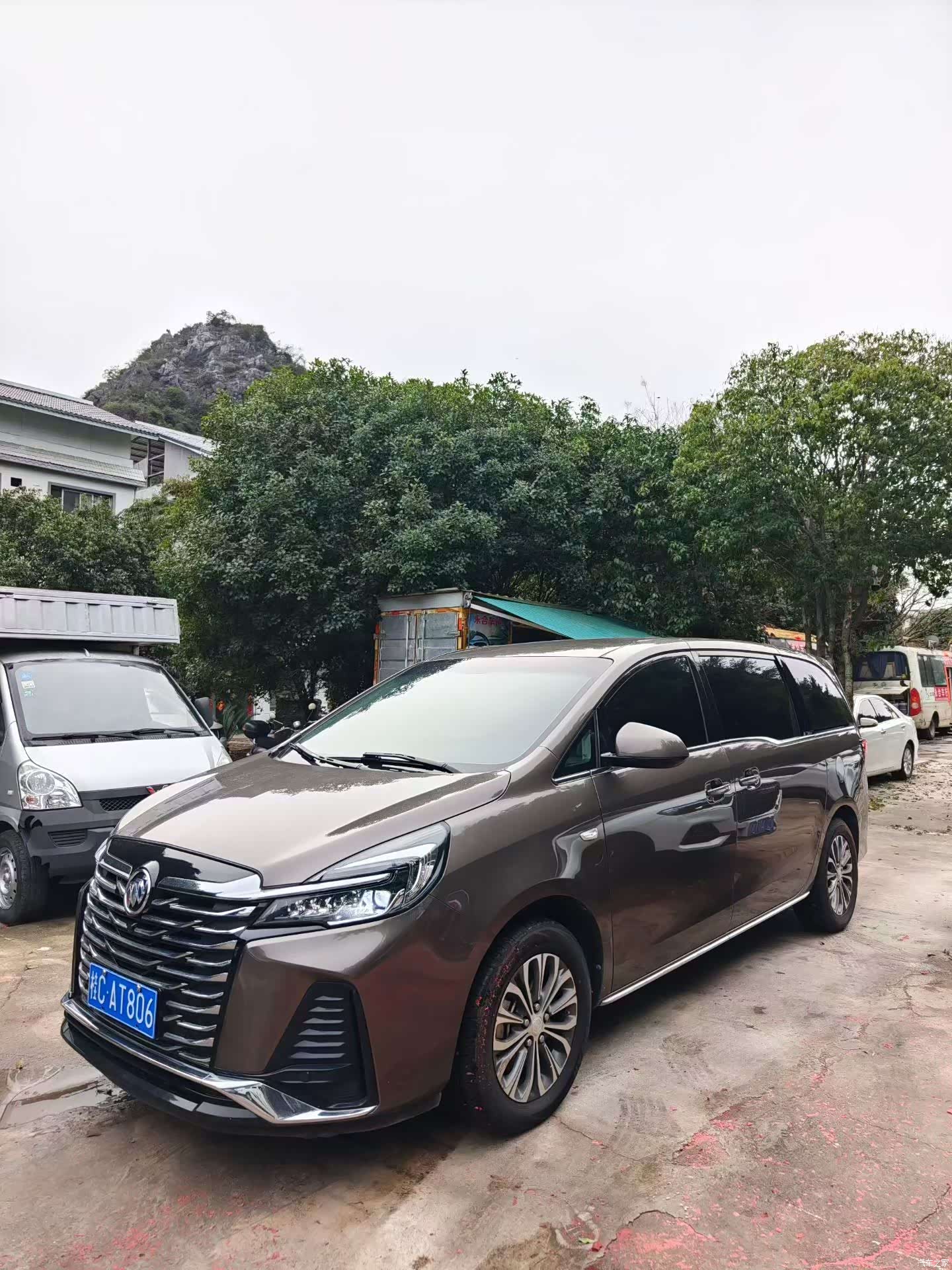 Buick GL8, 2022 1