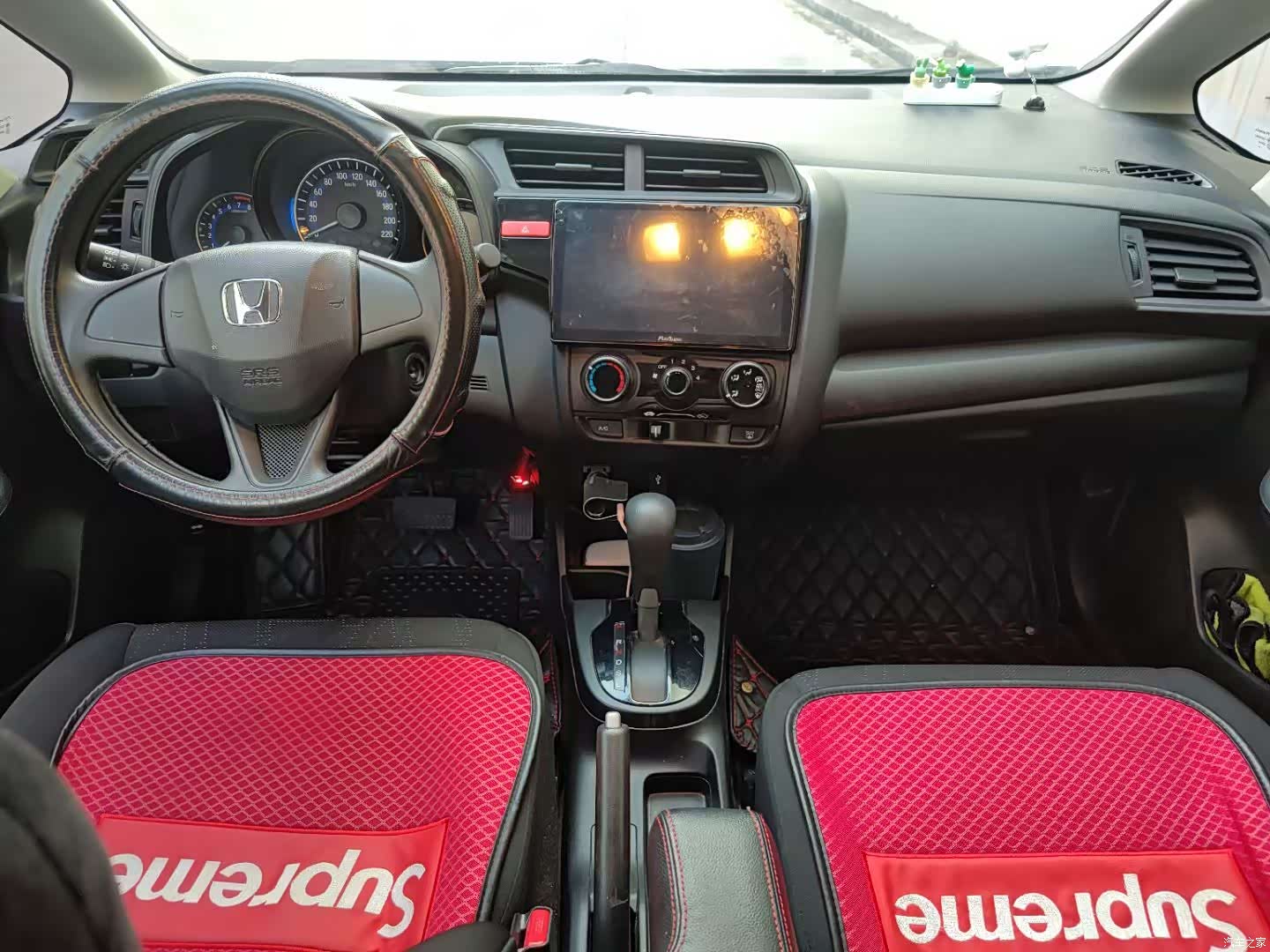 Honda Fit, 2017 8