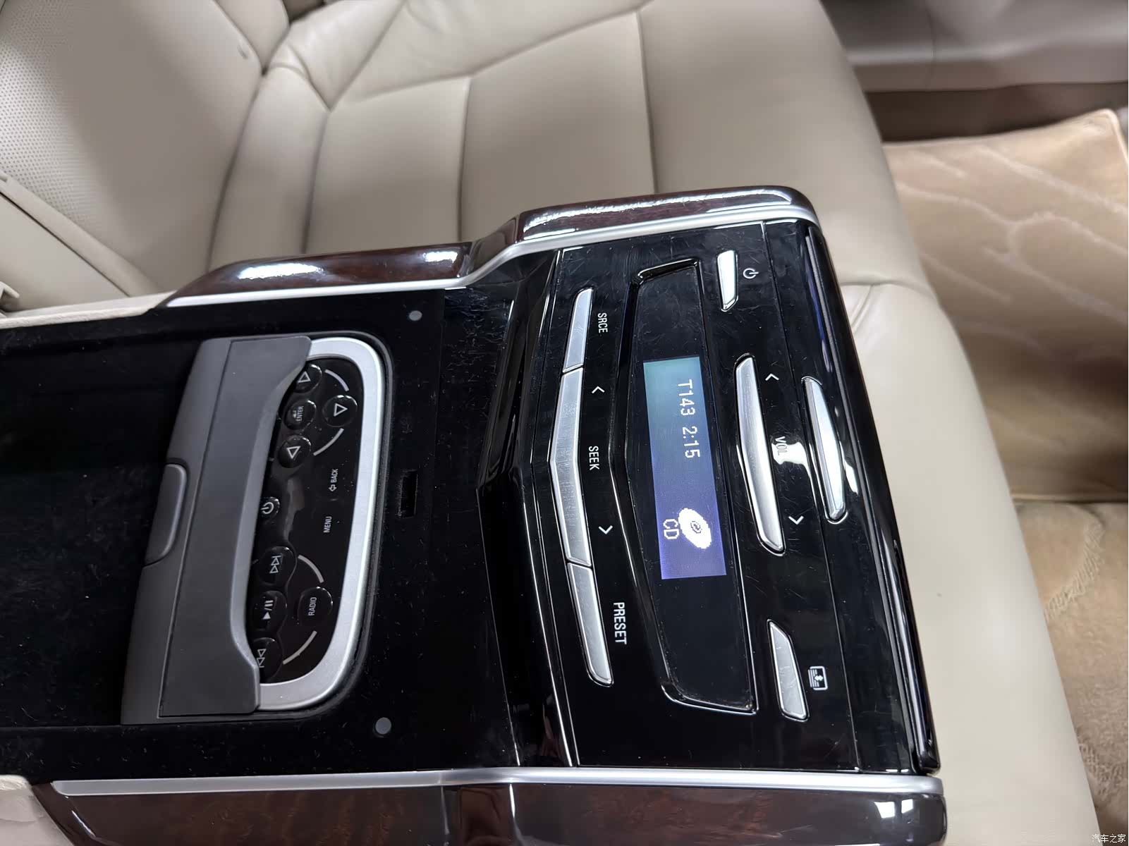 Cadillac XTS, 2013 12