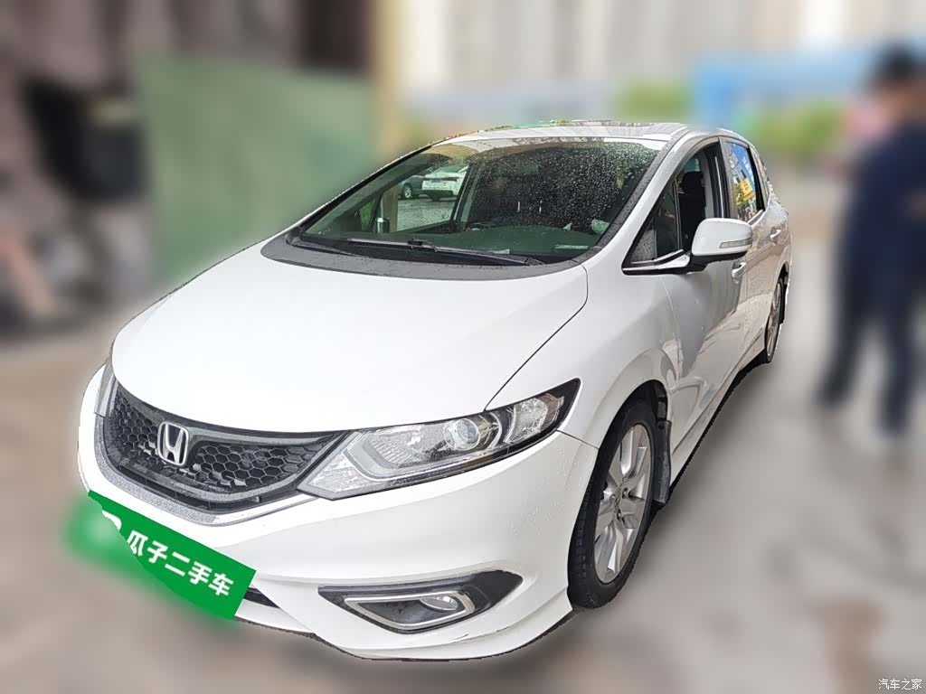 Honda Jade, 2015 1