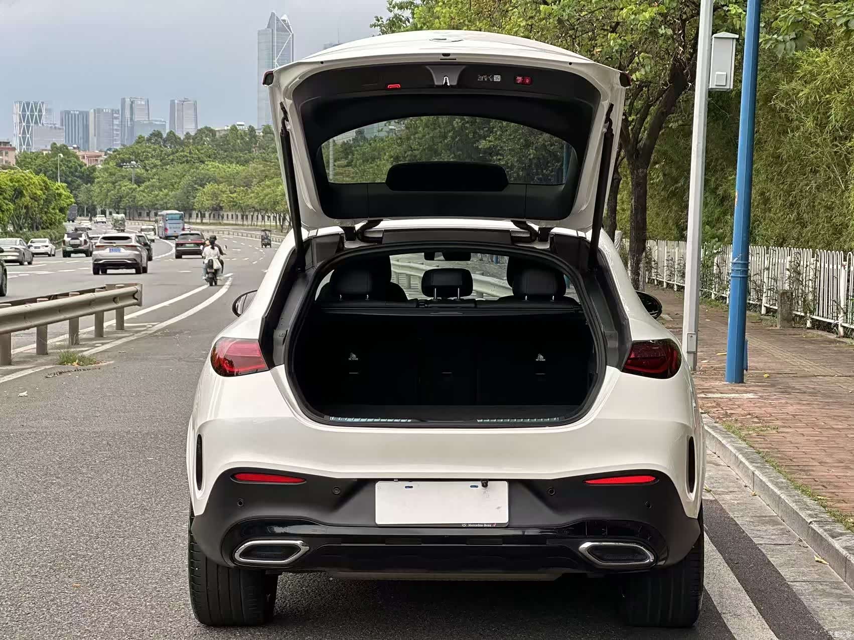 Mercedes-Benz GLC, 2024 22