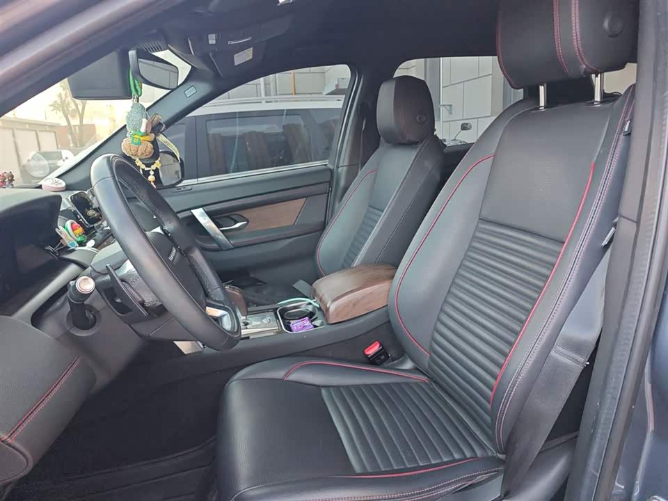 Land Rover Discover sports