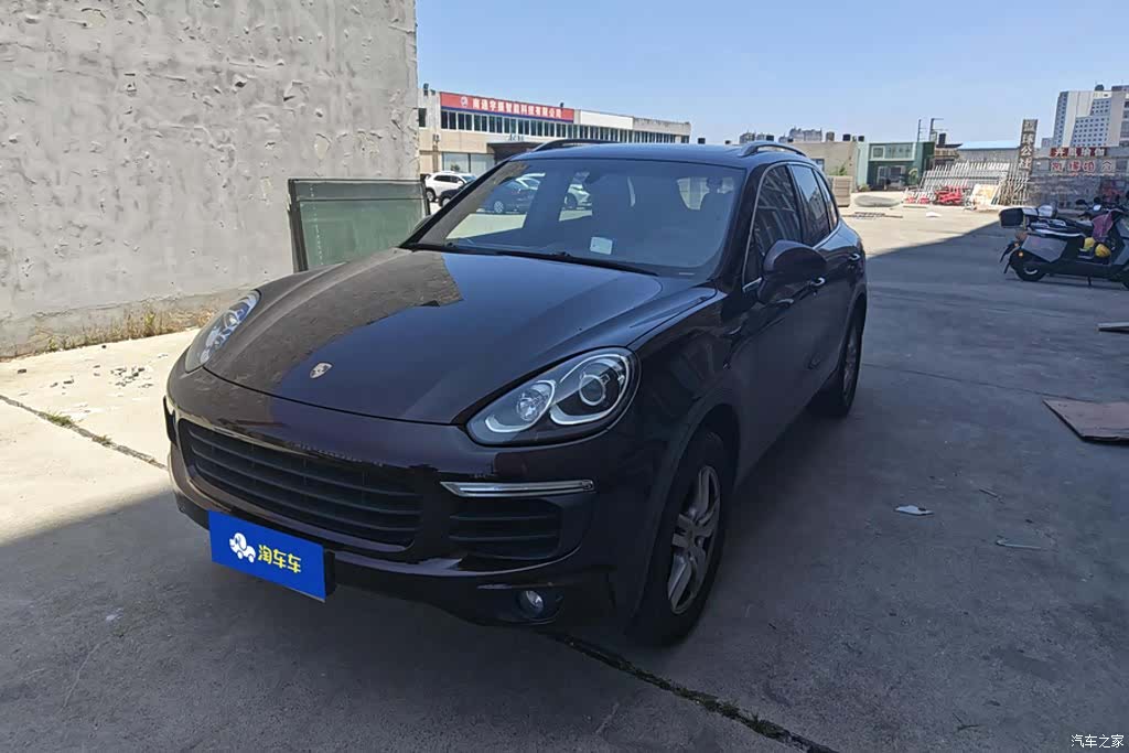 Porsche Cayenne, 2015 1