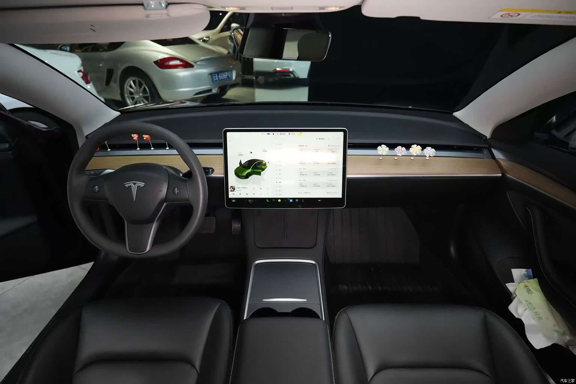Tesla Model 3, 2023 6
