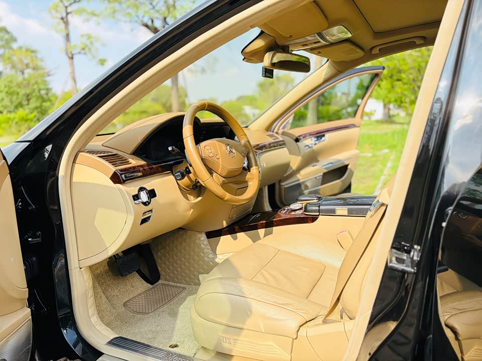 Mercedes-Benz S-class