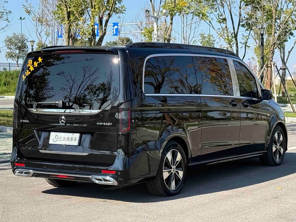 Mercedes-Benz V-class