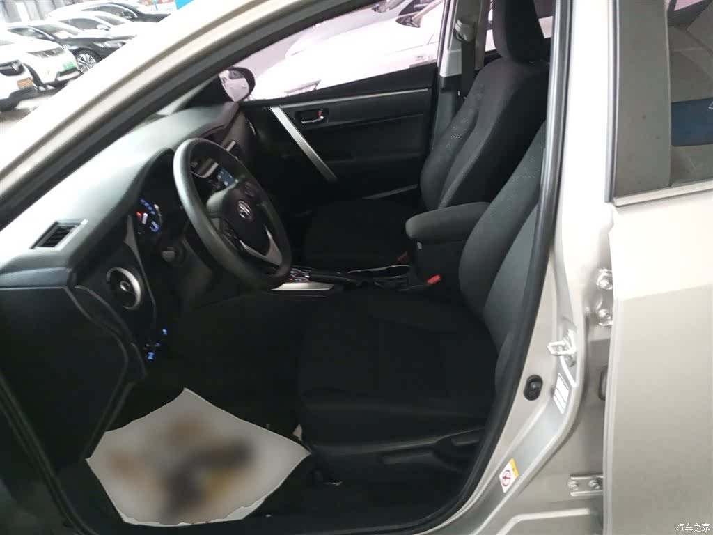 Toyota Corolla, 2018 11