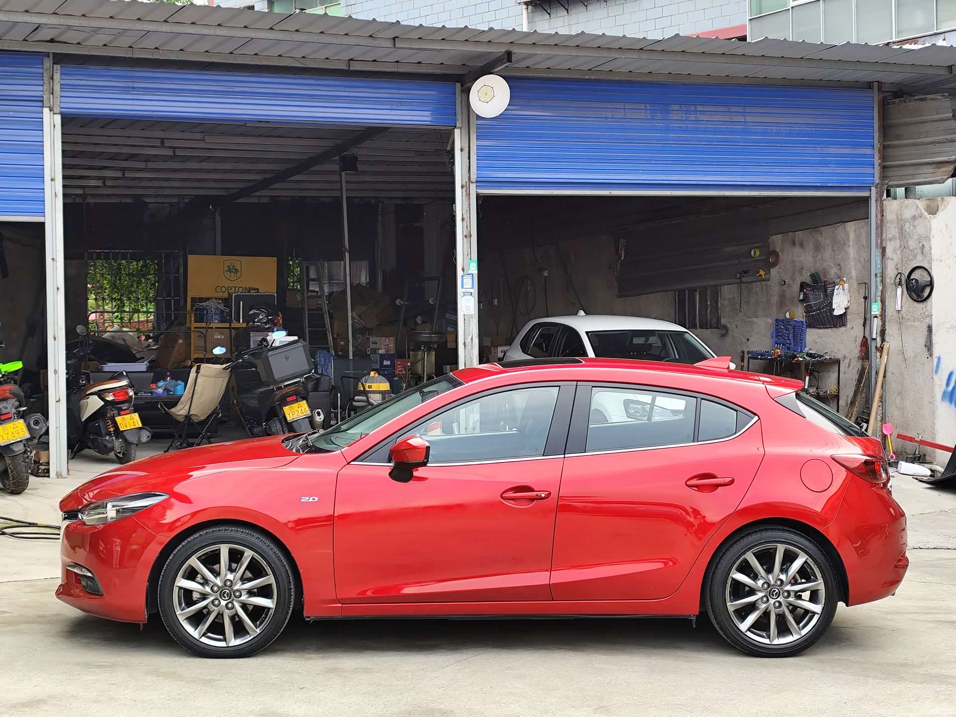 Mazda Mazda3, 2018 15